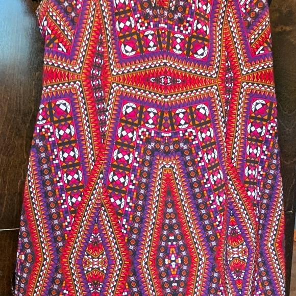 Vibrant Geometric Patterned Dress - Picture 3 of 6